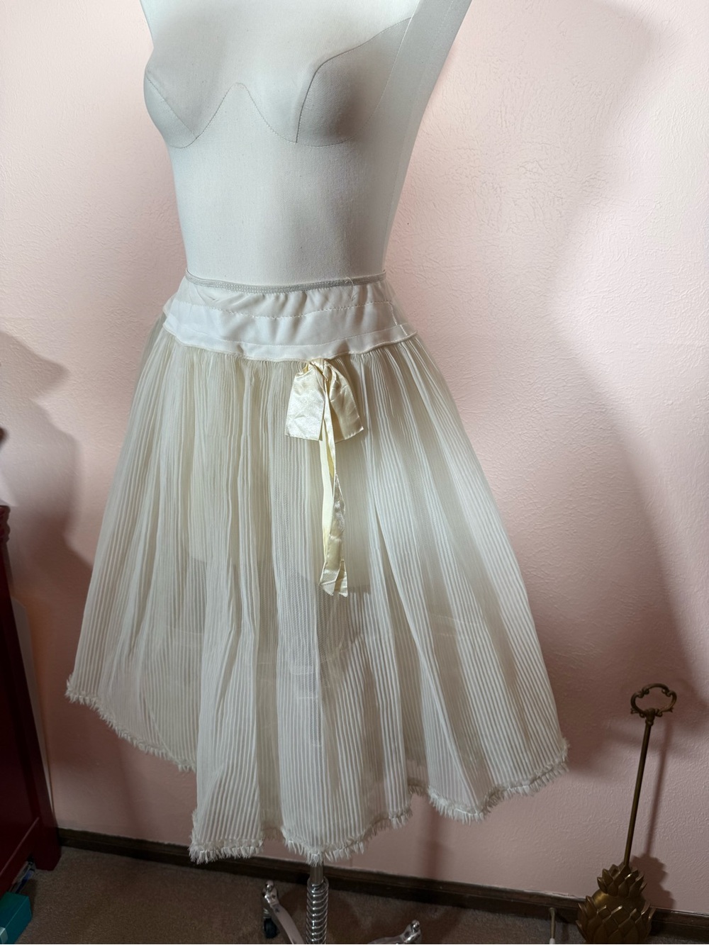 Vintage 1940’s full multilayered micro pleated midi crinoline skirt slip small - Picture 17 of 17
